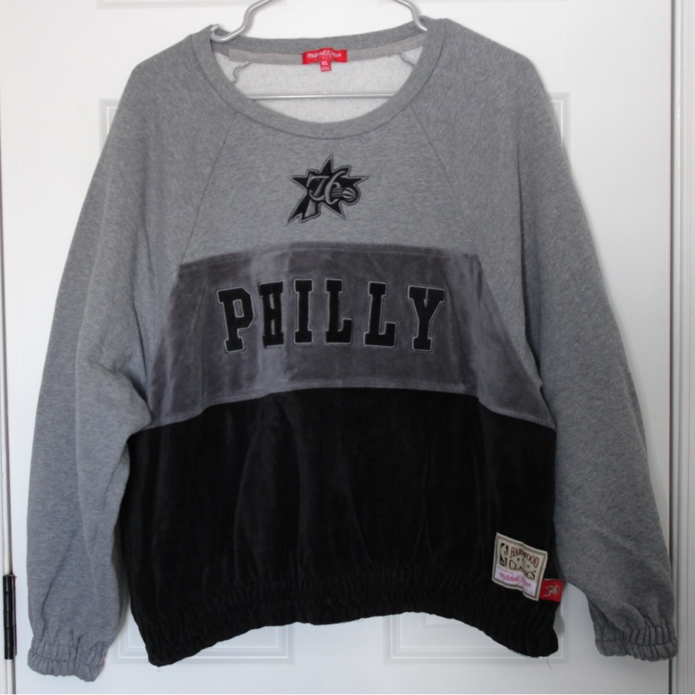 Women's Mitchell & Ness Hardwood Classics Philadelphia 76ers Velour Crewneck